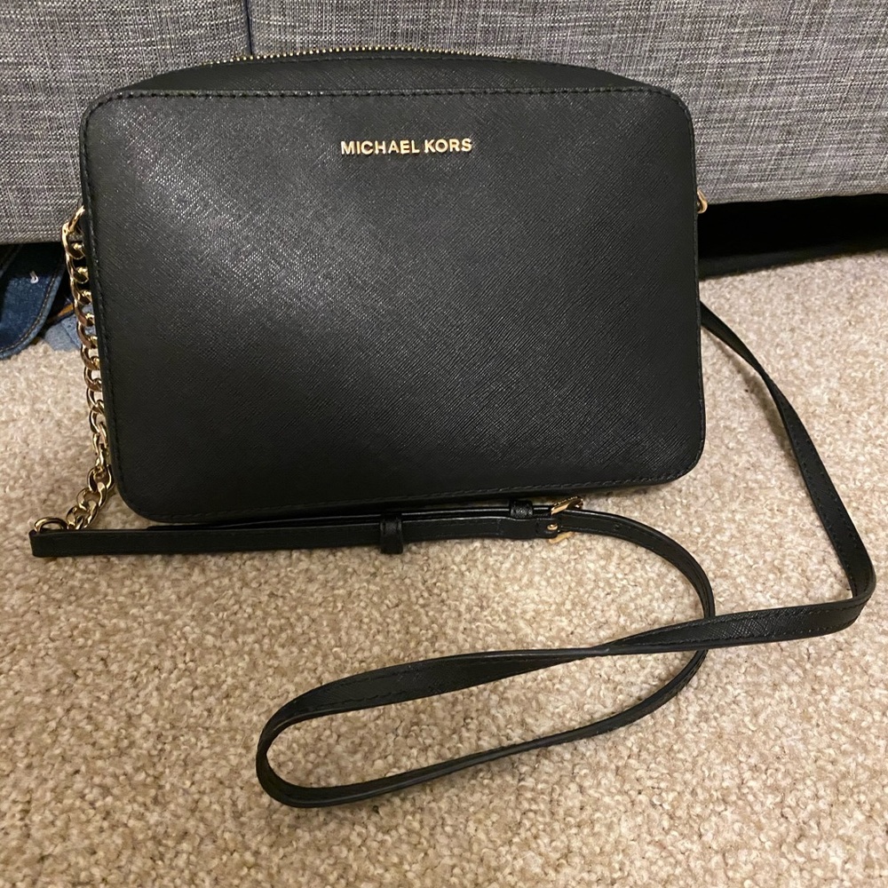 Michael Kors Jet Set Leather Crossbody